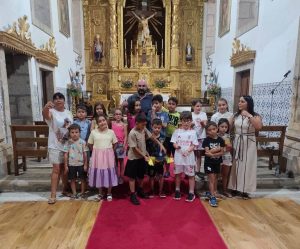 Férias em Grande de Carrazedo de Montenegro visita a Igreja
